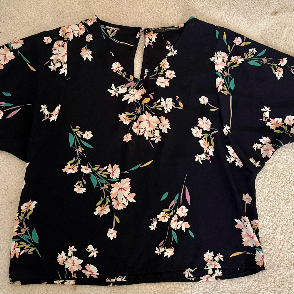 Floral top